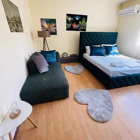 New Baazar Escape * Tirana