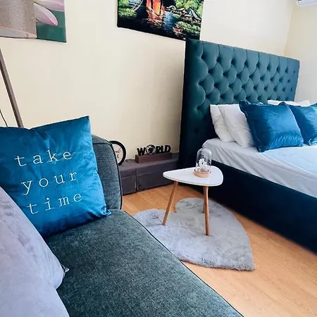 New Baazar Escape Appartement