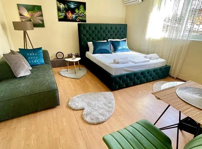 Apartment New Baazar Escape *