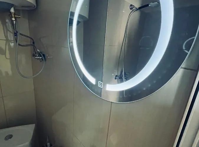 New Baazar Escape Apartment *